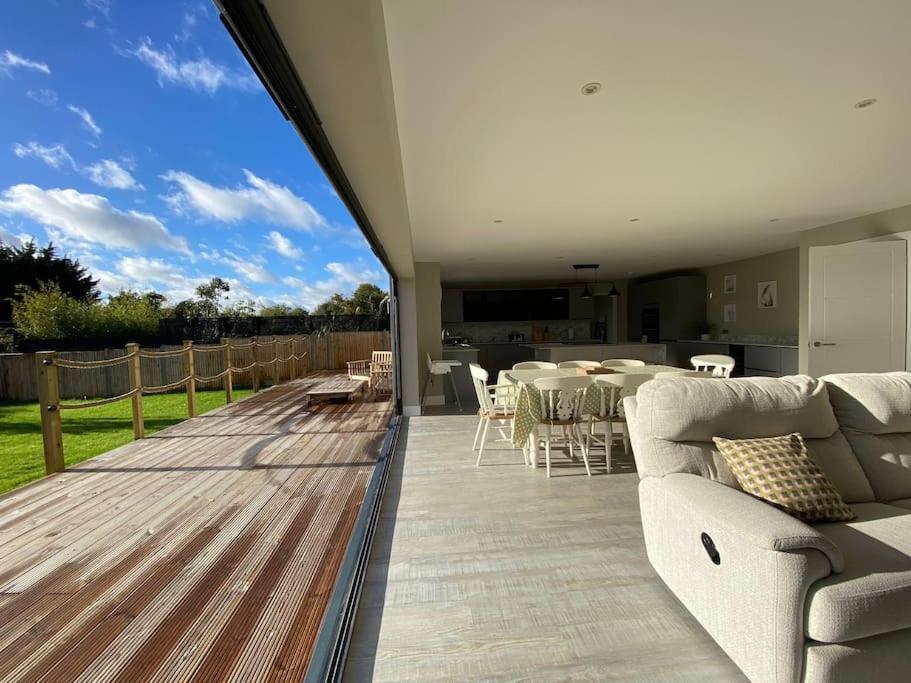 Brand New, Stunning Beachside House Seasalter Luaran gambar